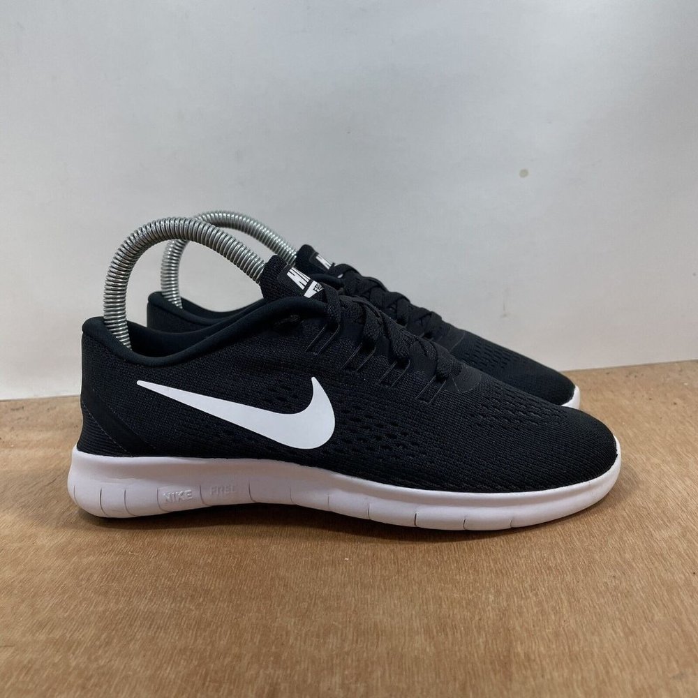 Nike Free RN Womens Size 6 Marathon Running Shoes Sneakers 831509-001 Black Knit